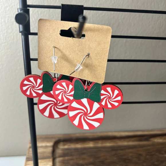 Candy Cane Mouse Bow Holiday Christmas Lightweight Dangly Earrings NEW - Picture 2 of 2